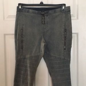 HUE Grey Women’s Legging Jeans